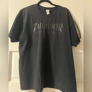 🖤 thrasher black tee